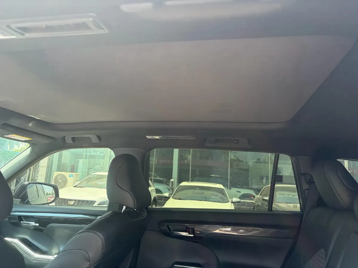 2023 Toyota Crown Kluger 2.5L 189HP L4 E-CVT Hybrid,autocango,china used car exporter,china ev exporter,chinese used car exporter,chinese used ev exporter