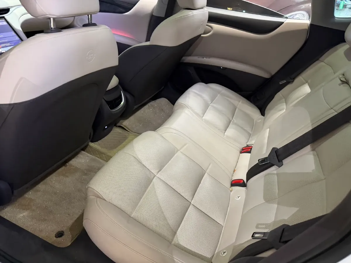 2024 IM L6 BEV 75KWH,autocango,china used car exporter,china ev exporter,chinese used car exporter,chinese used ev exporter