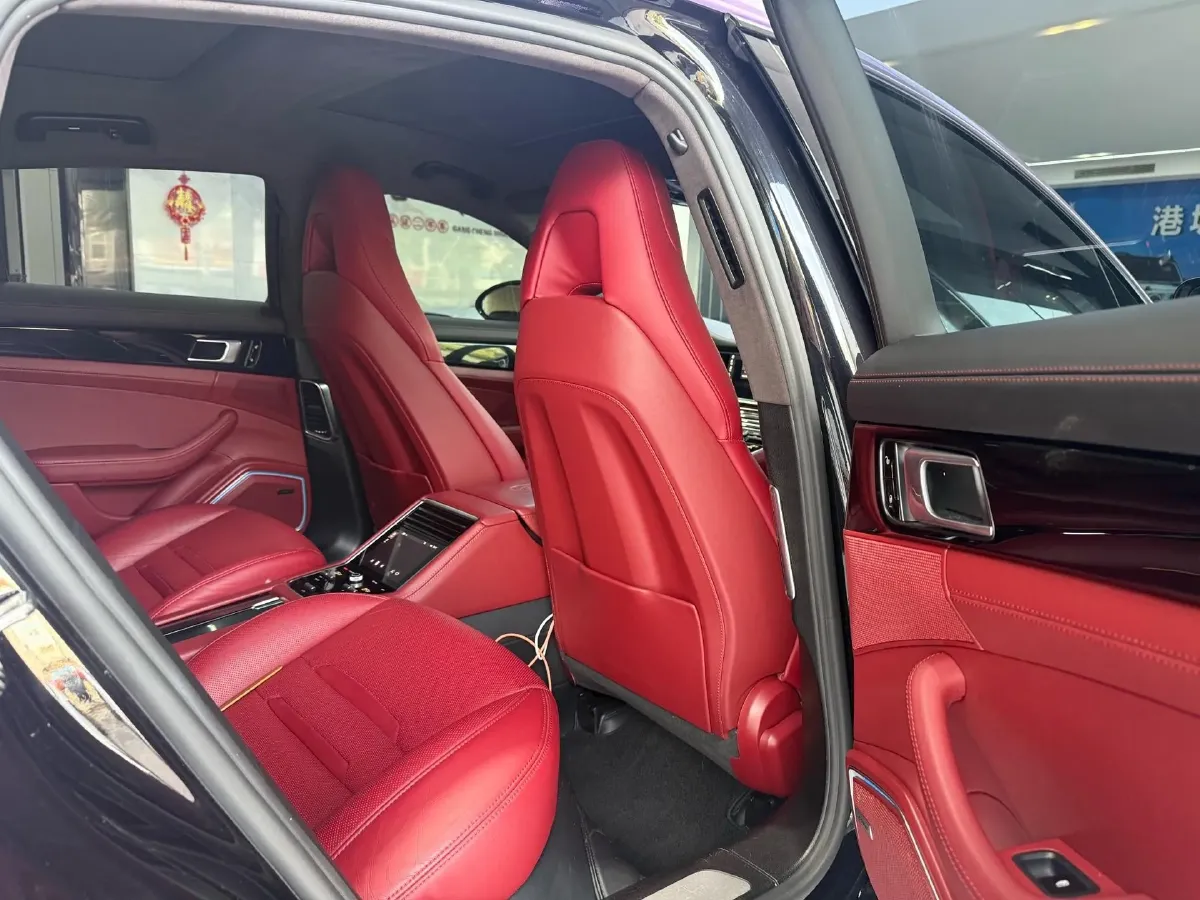 2017 BMW X6 3.0T 306HP L6 8AT,autocango,china used car exporter,china ev exporter,chinese used car exporter,chinese used ev exporter