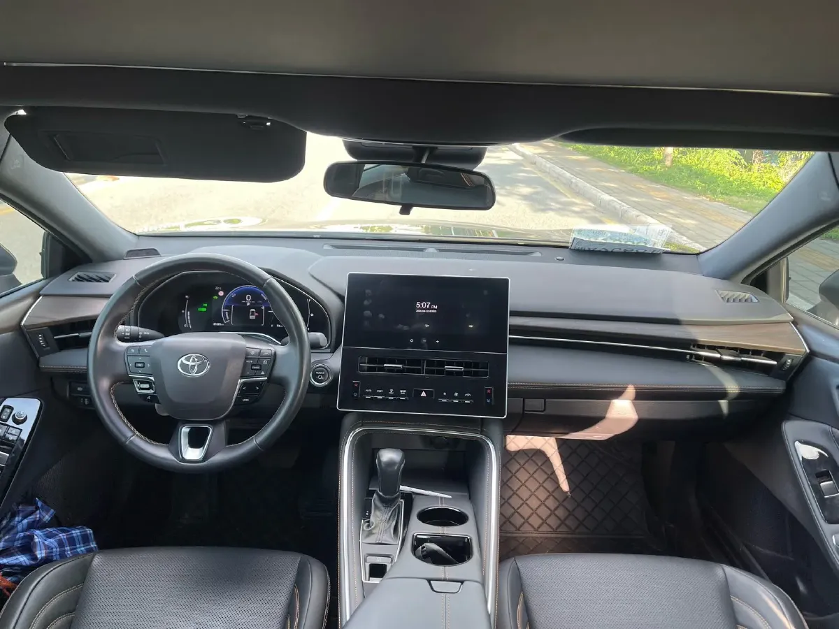 2024 Toyota Avalon 2.0L 152HP L4 E-CVT Hybrid,autocango,china used car exporter,china ev exporter,chinese used car exporter,chinese used ev exporter