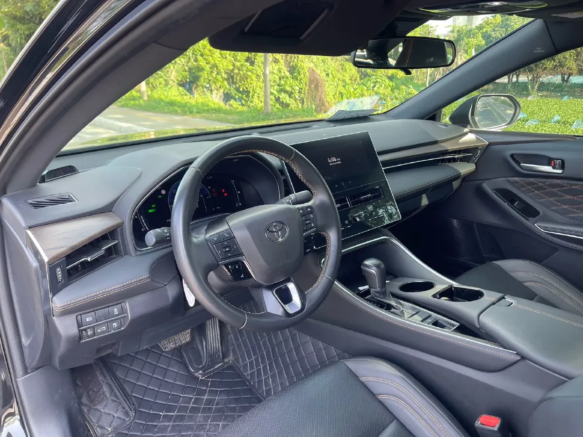 2024 Toyota Avalon 2.0L 152HP L4 E-CVT Hybrid,autocango,china used car exporter,china ev exporter,chinese used car exporter,chinese used ev exporter