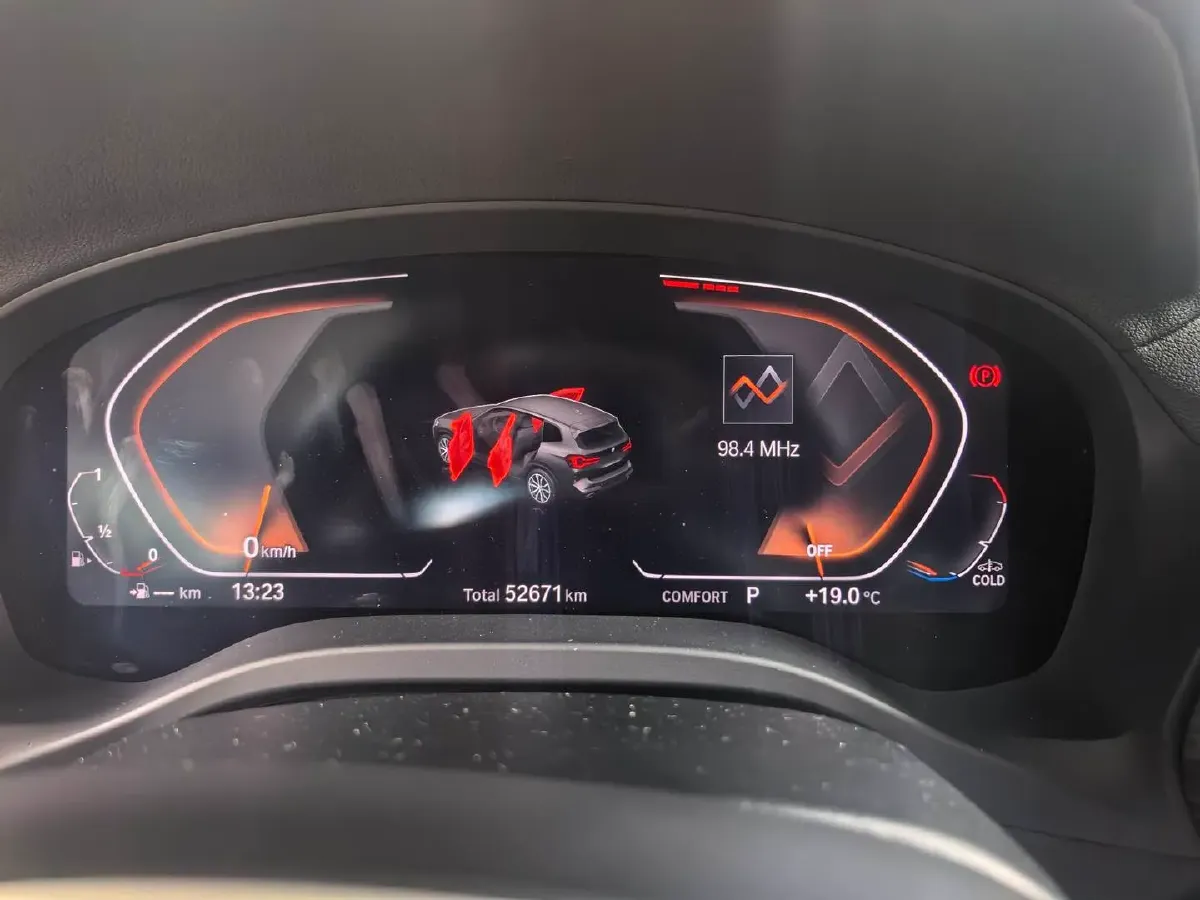 2022 BMW X3 2.0T 252HP L4 8AT,autocango,china used car exporter,china ev exporter,chinese used car exporter,chinese used ev exporter
