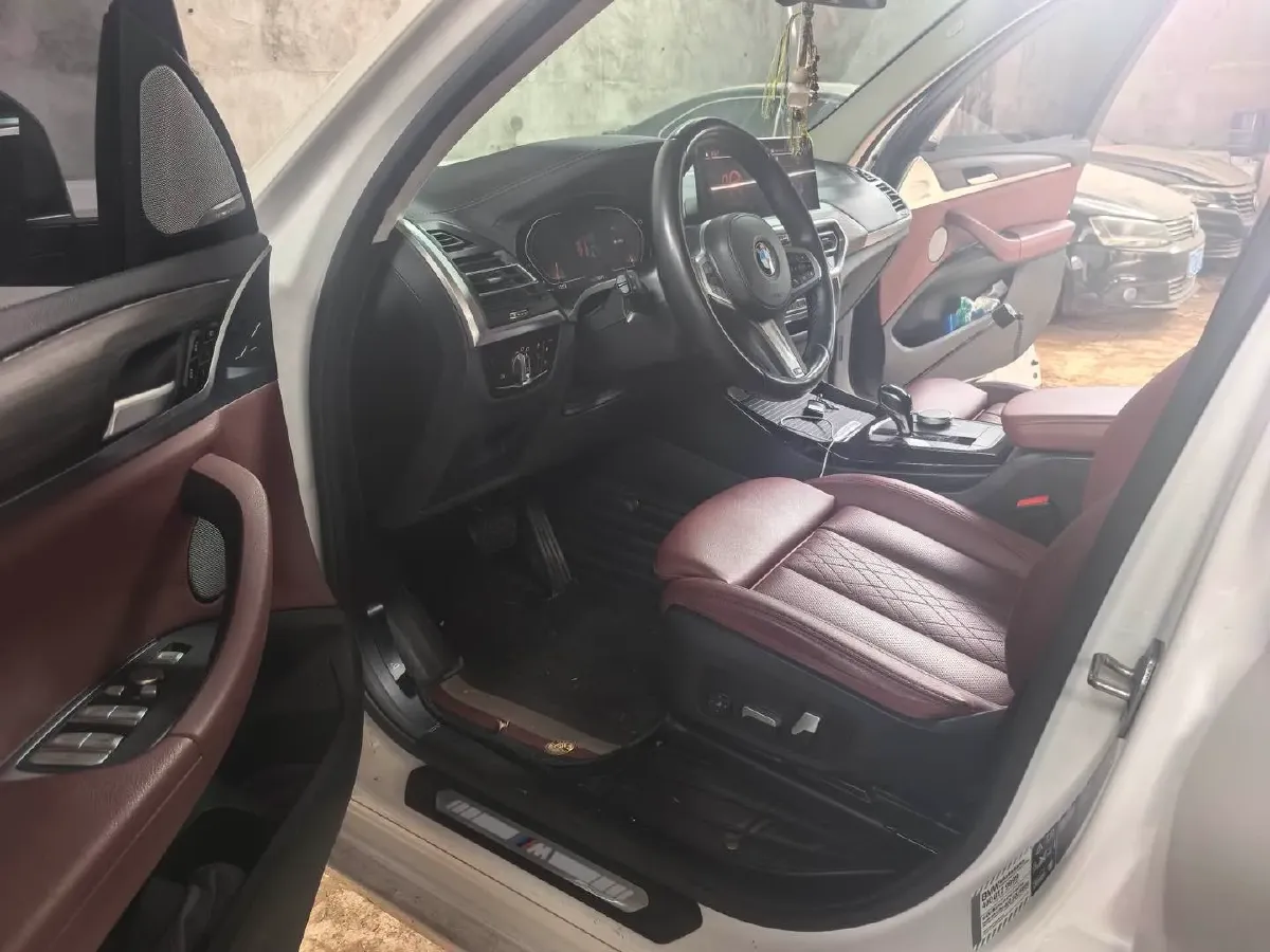 2022 BMW X3 2.0T 252HP L4 8AT,autocango,china used car exporter,china ev exporter,chinese used car exporter,chinese used ev exporter
