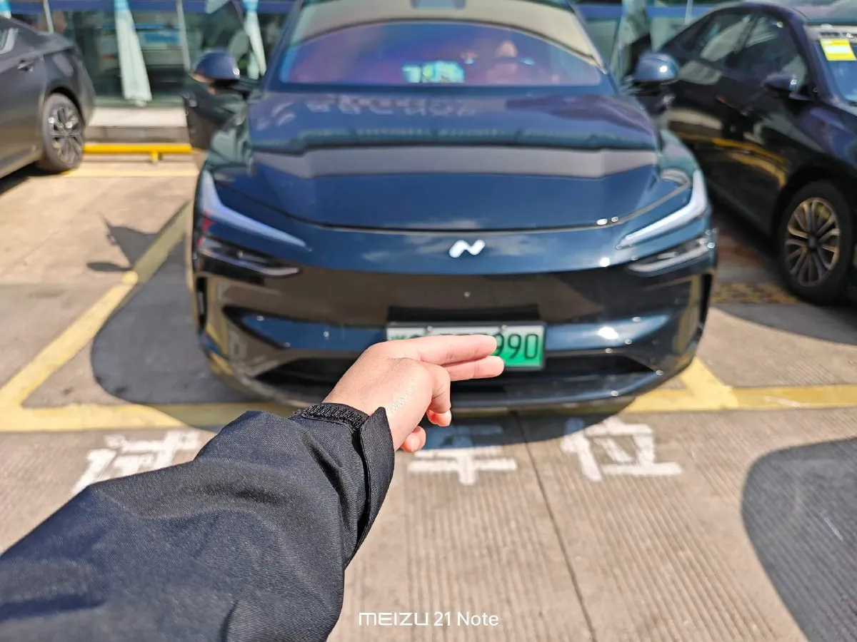 2025 Dongfeng Z9 2.3T 190HP L4 8AT,autocango,china used car exporter,china ev exporter,chinese used car exporter,chinese used ev exporter