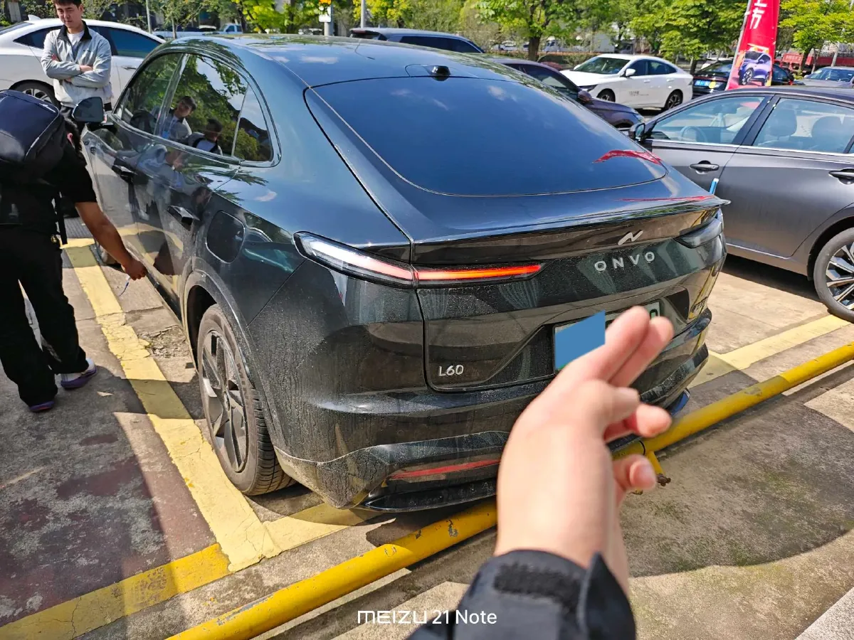2025 Dongfeng Z9 2.3T 190HP L4 8AT,autocango,china used car exporter,china ev exporter,chinese used car exporter,chinese used ev exporter