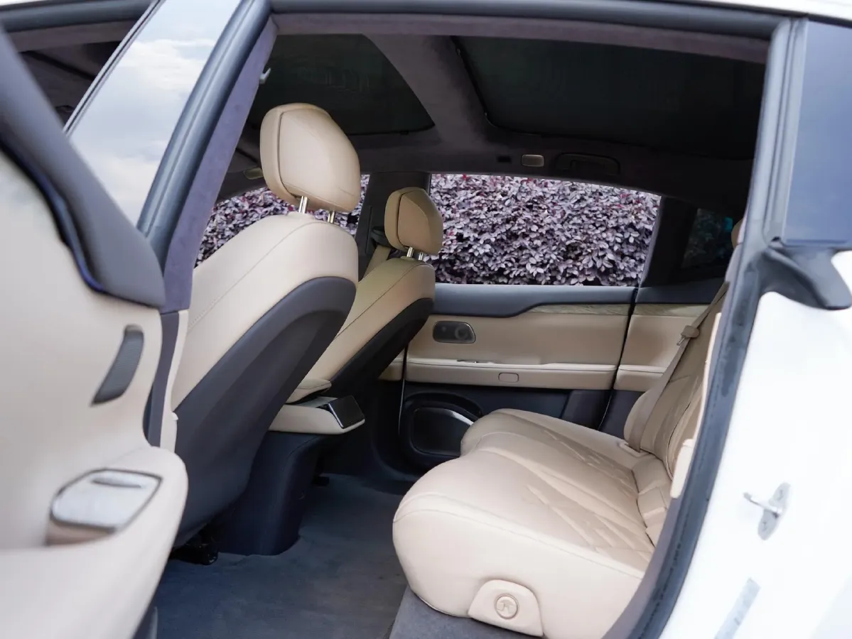 2022 NIO ET7 BEV 100KWH,autocango,china used car exporter,china ev exporter,chinese used car exporter,chinese used ev exporter