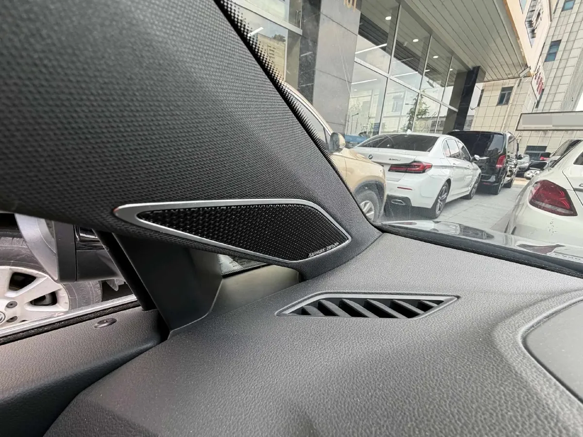 2023 Volkswagen GolfGTI 2.0T 220HP L4 7DCT,autocango,china used car exporter,china ev exporter,chinese used car exporter,chinese used ev exporter