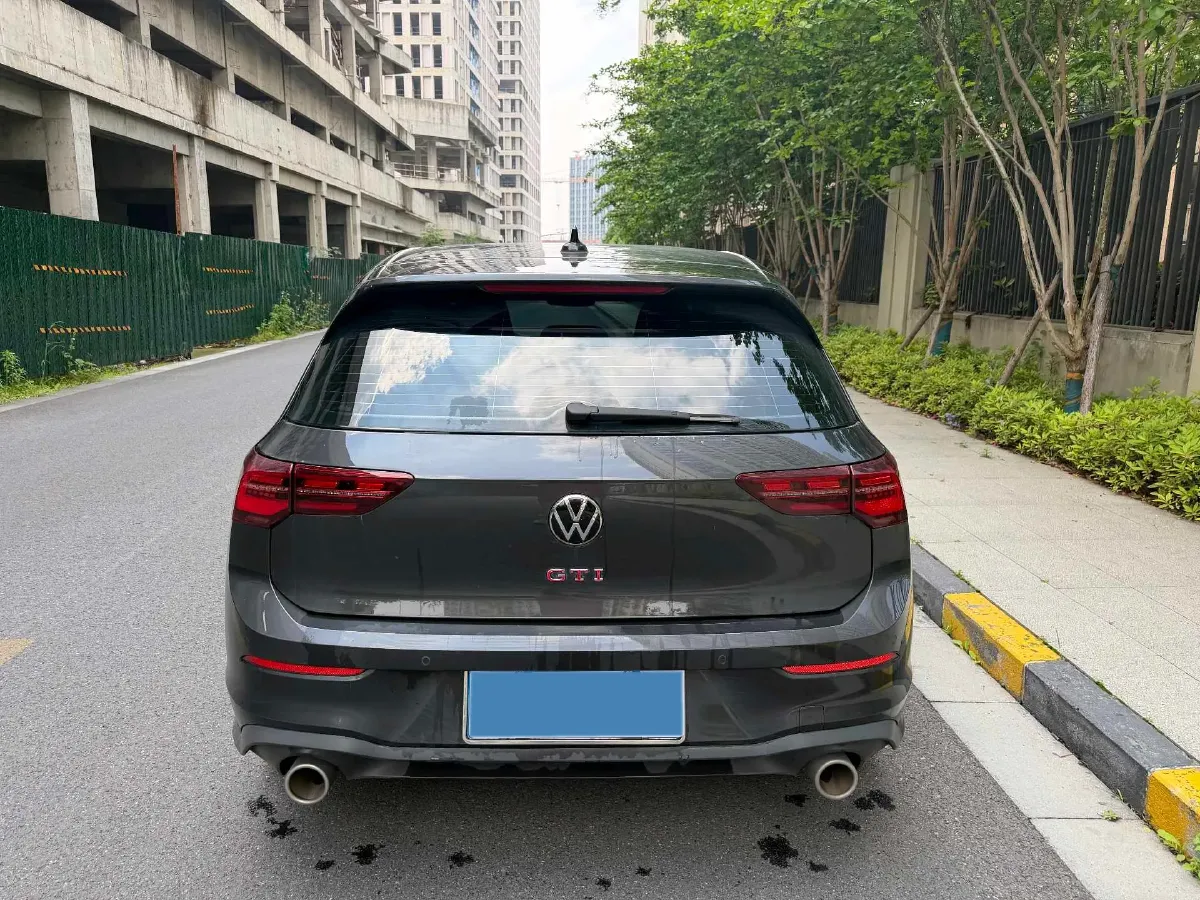 2023 Volkswagen GolfGTI 2.0T 220HP L4 7DCT,autocango,china used car exporter,china ev exporter,chinese used car exporter,chinese used ev exporter