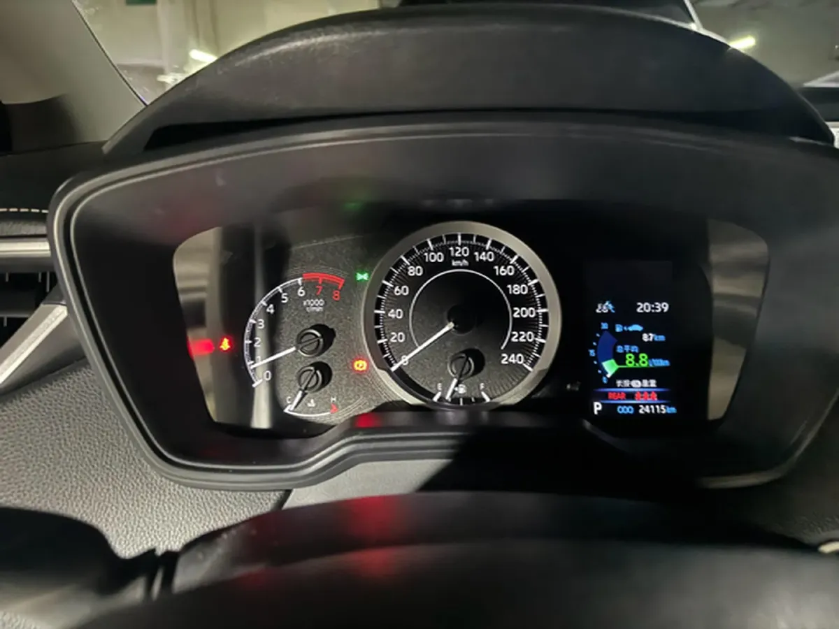 2021 Toyota Corolla 1.2T 116HP L4 CVT,autocango,china used car exporter,china ev exporter,chinese used car exporter,chinese used ev exporter