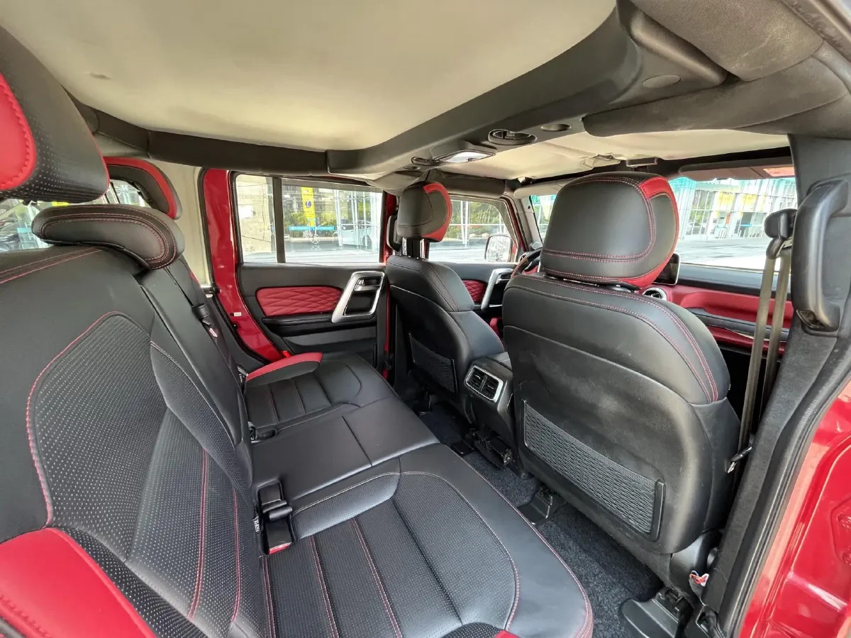 2018 Beijing BJ40 2.3T 250HP L4 6AT,autocango,china used car exporter,china ev exporter,chinese used car exporter,chinese used ev exporter
