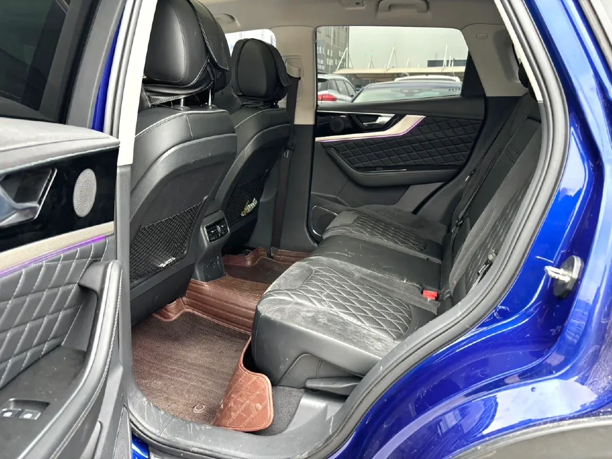 2019 HongQi HS5 2.0T 224HP L4 6AT,autocango,china used car exporter,china ev exporter,chinese used car exporter,chinese used ev exporter