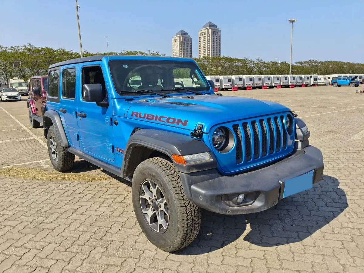 2024 Jeep Wrangler 2.0T 266HP L4 8AT,autocango,china used car exporter,china ev exporter,chinese used car exporter,chinese used ev exporter
