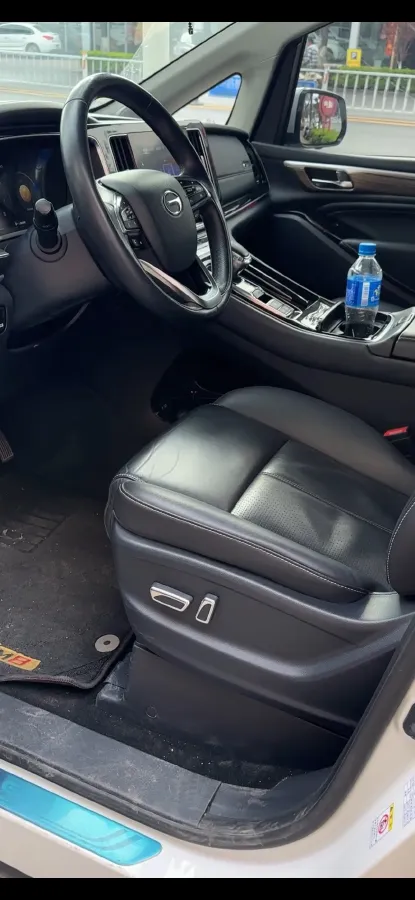 2023 GAC Trumpchi M8 2.0T 252HP L4 8AT,autocango,china used car exporter,china ev exporter,chinese used car exporter,chinese used ev exporter