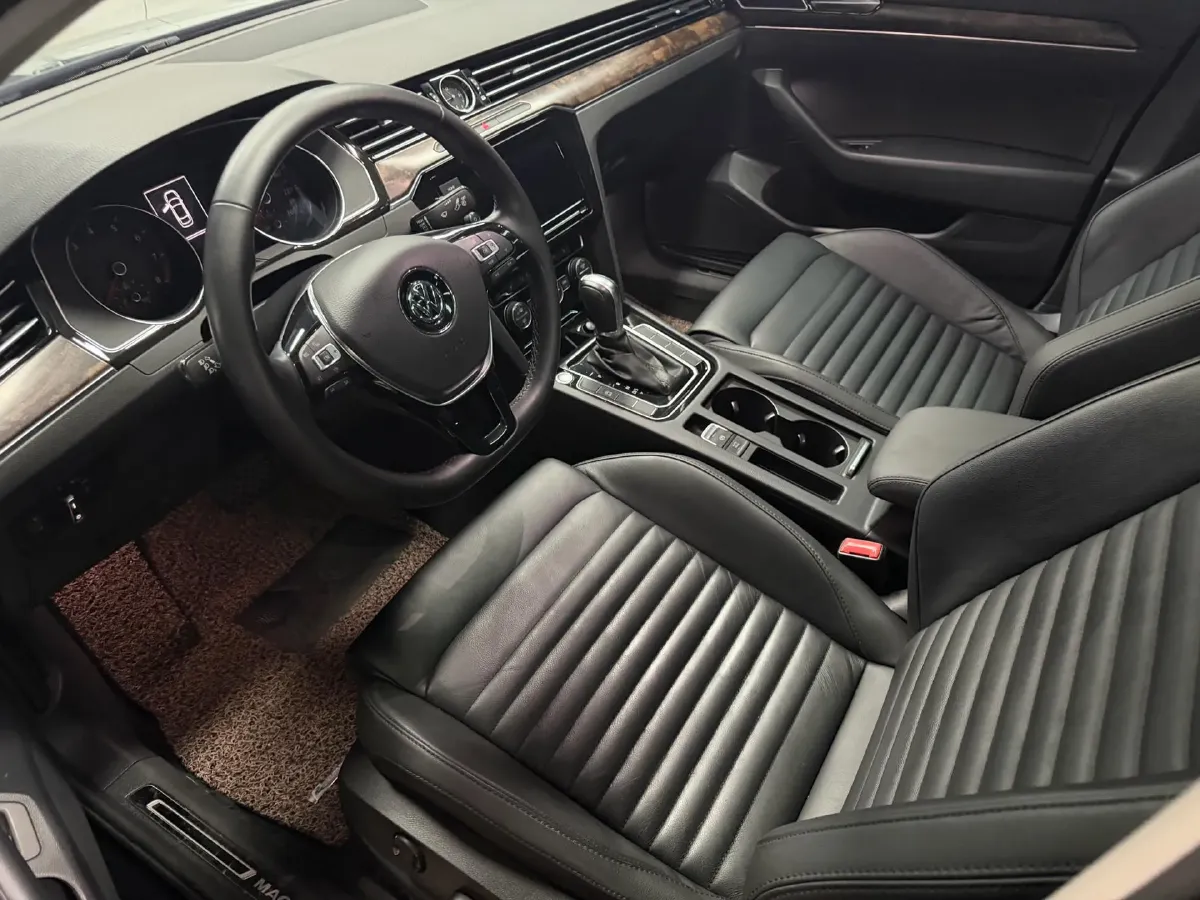2019 Volkswagen Tayron 2.0T 186HP L4 7DCT,autocango,china used car exporter,china ev exporter,chinese used car exporter,chinese used ev exporter