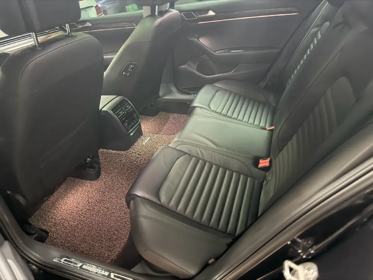 2019 Volkswagen Tayron 2.0T 186HP L4 7DCT,autocango,china used car exporter,china ev exporter,chinese used car exporter,chinese used ev exporter