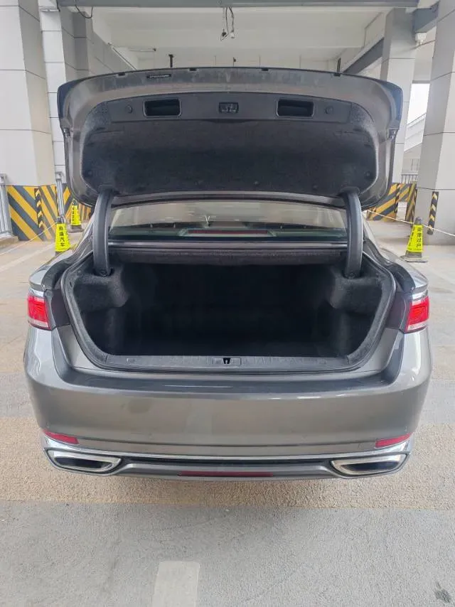 2018 Geely Emgrand GT 1.5T 180HP L3 7DCT,autocango,china used car exporter,china ev exporter,chinese used car exporter,chinese used ev exporter