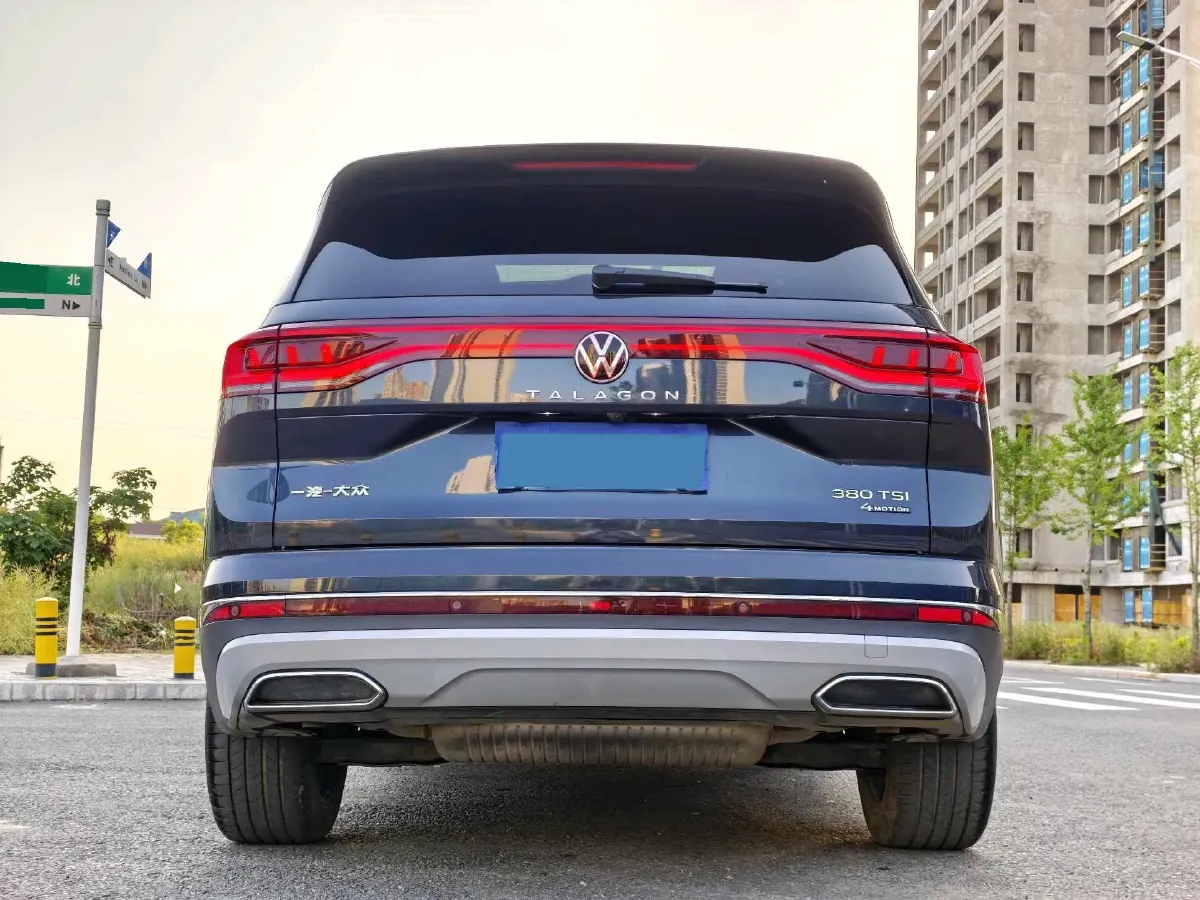 2023 Volkswagen Talagon 2.0T 220HP L4 7DCT,autocango,china used car exporter,china ev exporter,chinese used car exporter,chinese used ev exporter