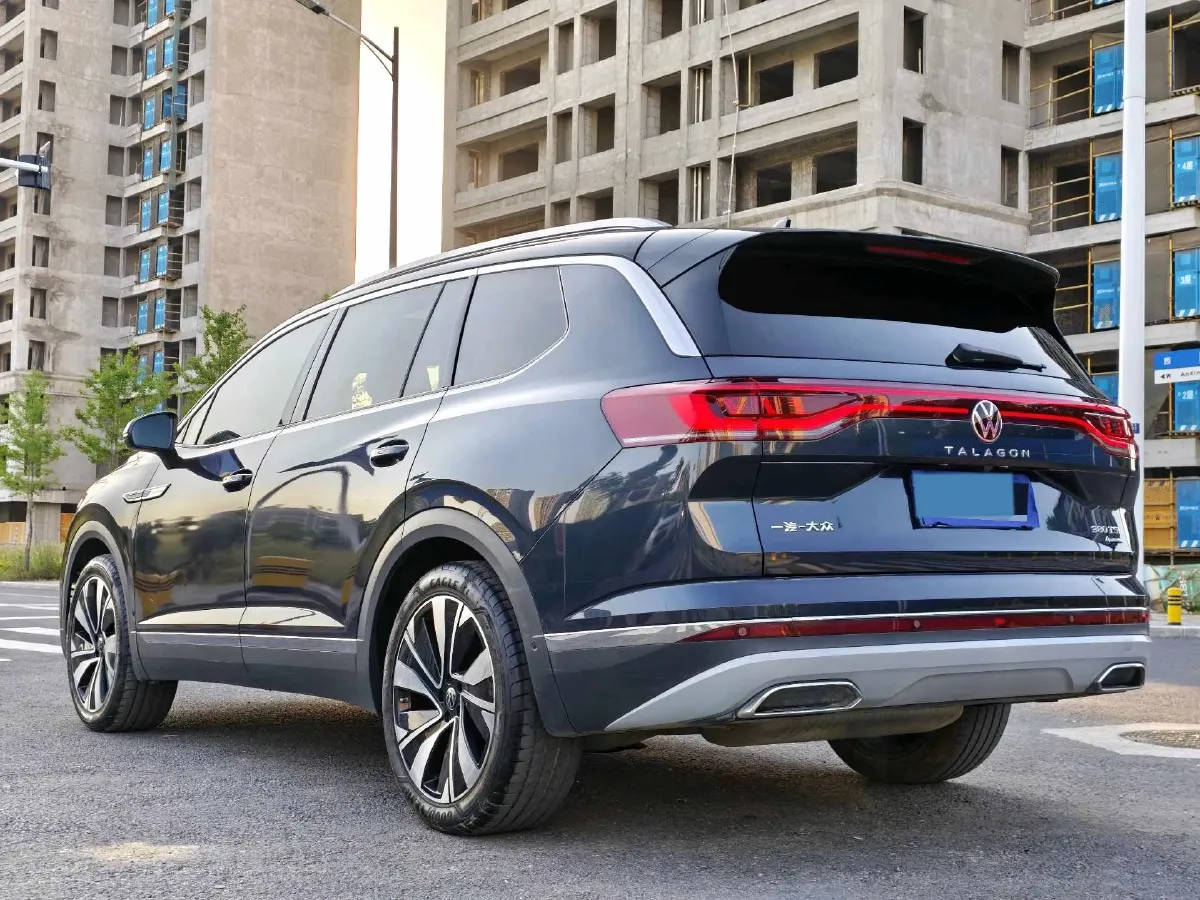 2023 Volkswagen Talagon 2.0T 220HP L4 7DCT,autocango,china used car exporter,china ev exporter,chinese used car exporter,chinese used ev exporter