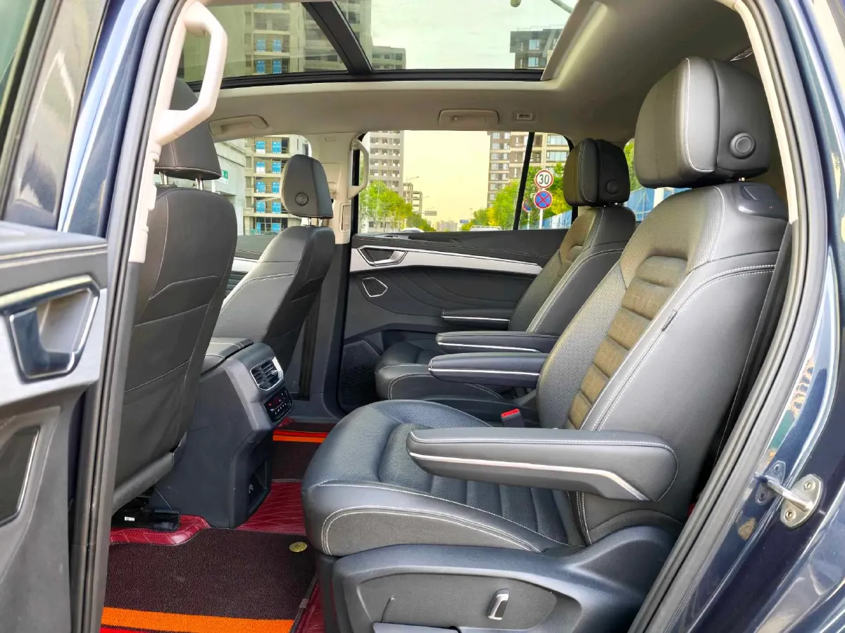 2023 Volkswagen Talagon 2.0T 220HP L4 7DCT,autocango,china used car exporter,china ev exporter,chinese used car exporter,chinese used ev exporter