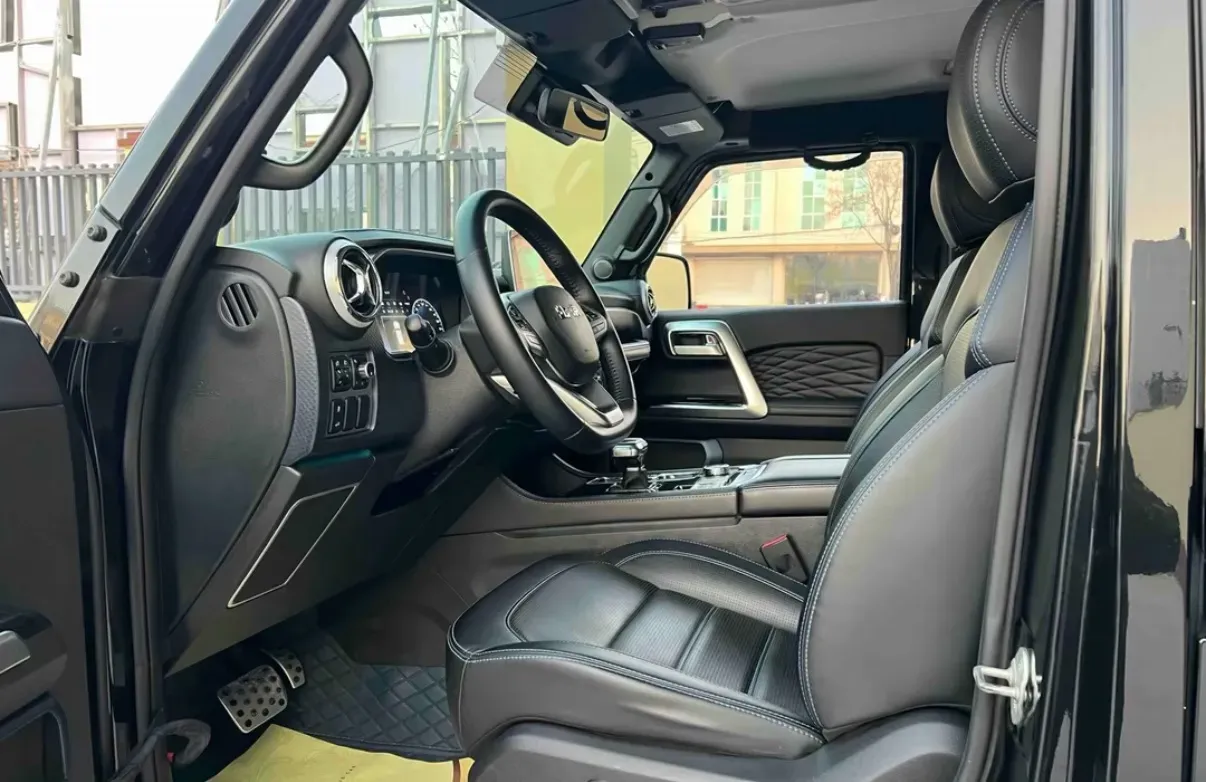 2020 Beijing BJ40 2.0T 224HP L4 8AT,autocango,china used car exporter,china ev exporter,chinese used car exporter,chinese used ev exporter