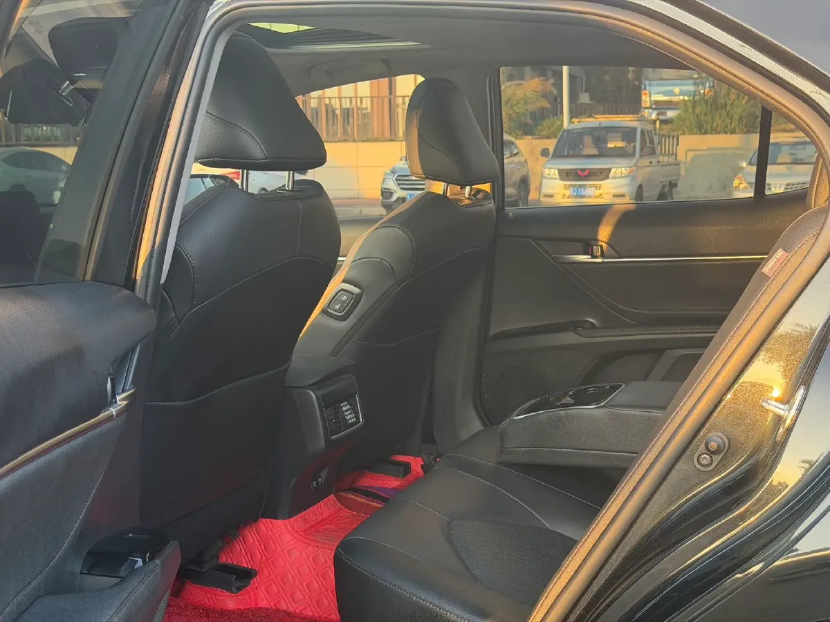 2021 Toyota Camry 2.0L 178HP L4 CVT,autocango,china used car exporter,china ev exporter,chinese used car exporter,chinese used ev exporter