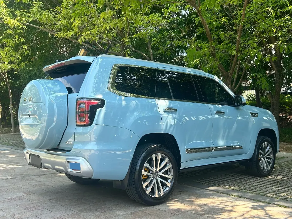 2022 Beijing BJ60 2.0T 267HP L4 8AT,autocango,china used car exporter,china ev exporter,chinese used car exporter,chinese used ev exporter