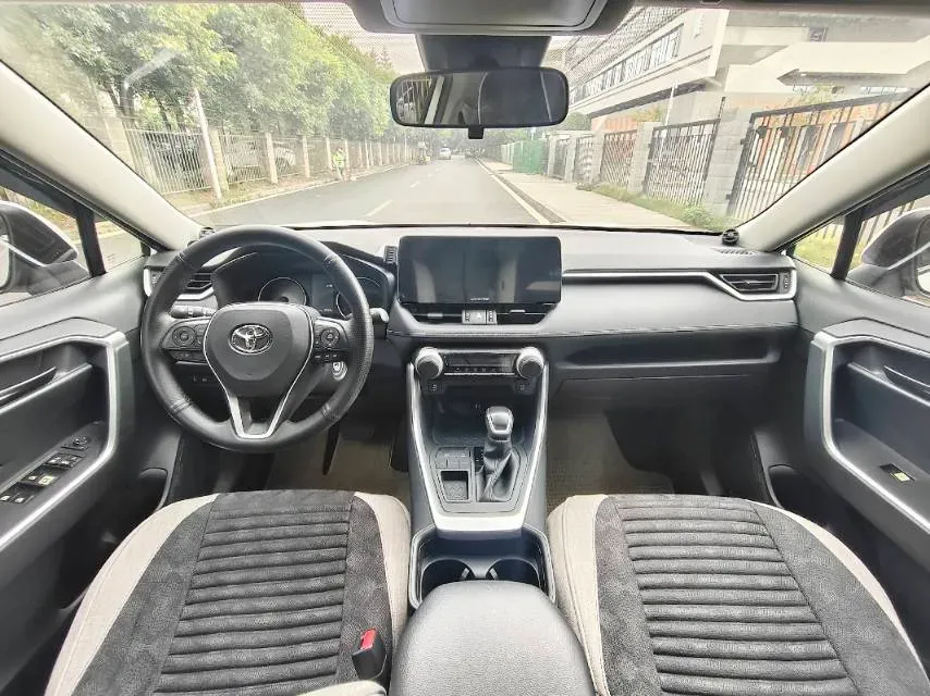 2020 Toyota RAV4 2.0L 171HP L4 CVT,autocango,china used car exporter,china ev exporter,chinese used car exporter,chinese used ev exporter