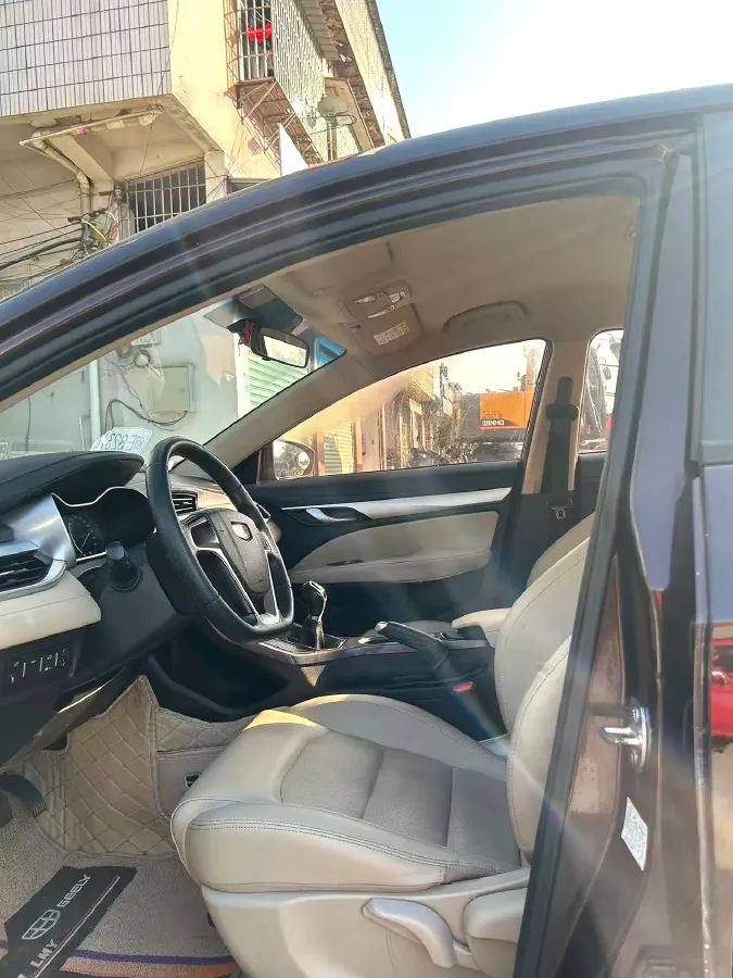2018 Geely Emgrand 1.5L 109HP L4 5MT,autocango,china used car exporter,china ev exporter,chinese used car exporter,chinese used ev exporter