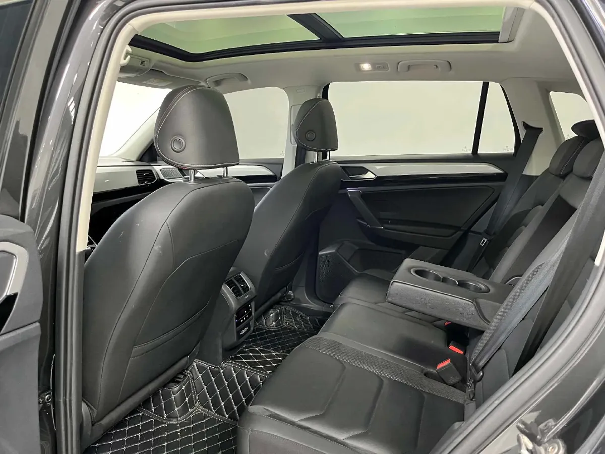 2020 Volkswagen Tayron 2.0T 186HP L4 7DCT,autocango,china used car exporter,china ev exporter,chinese used car exporter,chinese used ev exporter