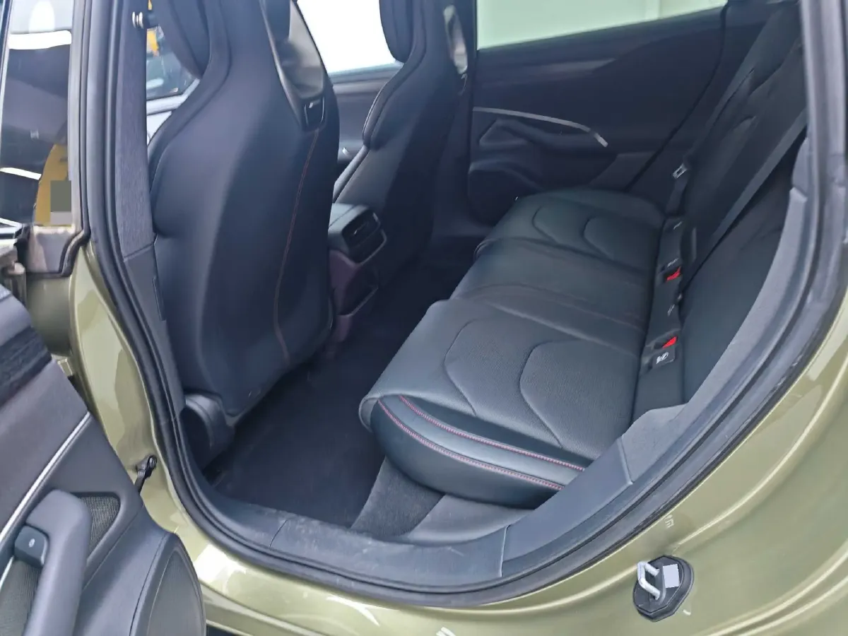 2024 MI SU7 BEV 73.6KWH,autocango,china used car exporter,china ev exporter,chinese used car exporter,chinese used ev exporter