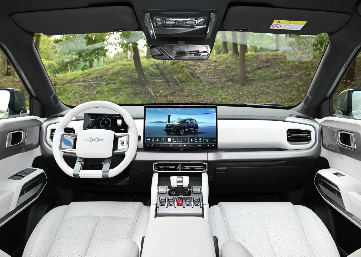2025 FangChengBao Tai 3 BEV,autocango,china used car exporter,china ev exporter,chinese used car exporter,chinese used ev exporter