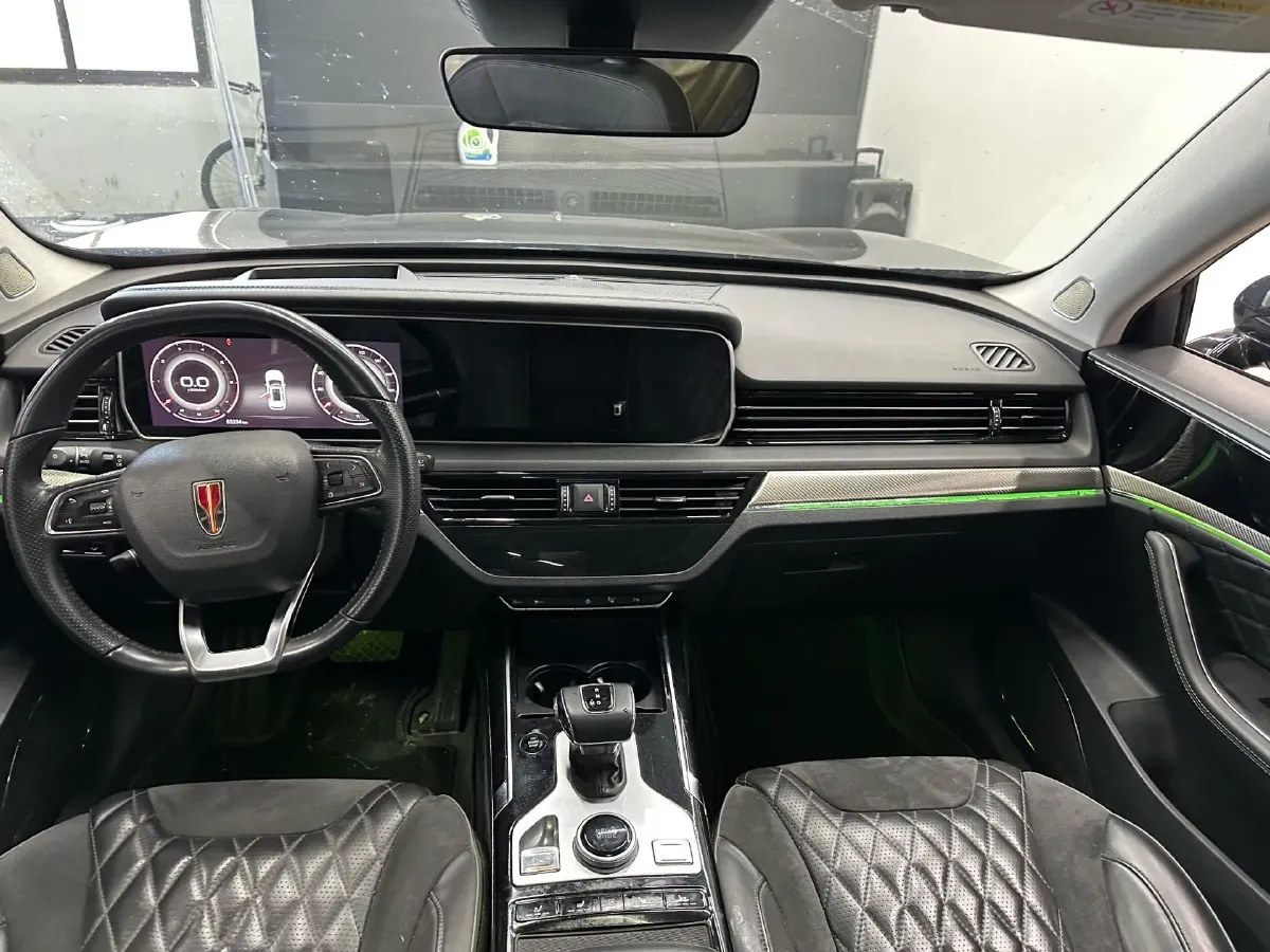 2019 HongQi HS5 2.0T 224HP L4 6AT,autocango,china used car exporter,china ev exporter,chinese used car exporter,chinese used ev exporter