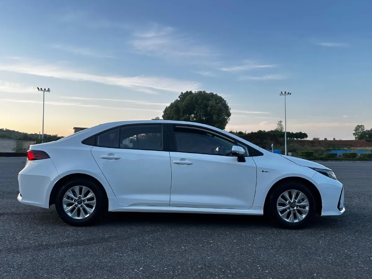 2024 Toyota Corolla 1.8L 98HP L4 E-CVT Hybrid,autocango,china used car exporter,china ev exporter,chinese used car exporter,chinese used ev exporter