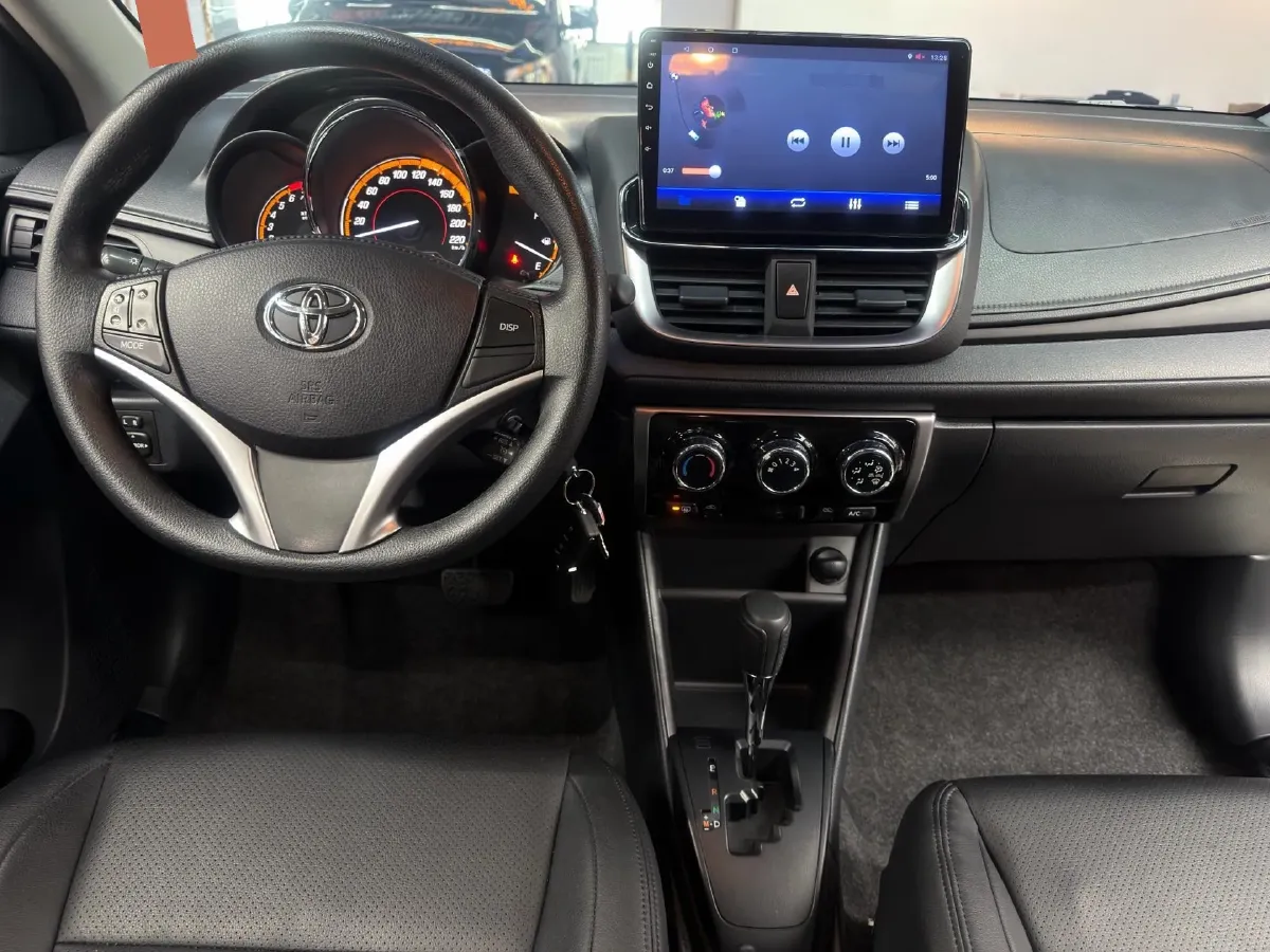 2022 Toyota Yaris L 1.5L 112HP L4 CVT,autocango,china used car exporter,china ev exporter,chinese used car exporter,chinese used ev exporter