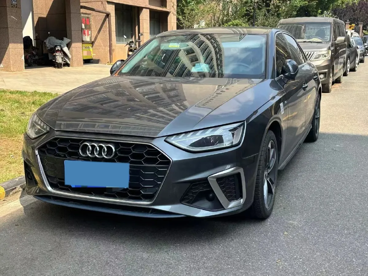 2020 Audi A4L 2.0T 190HP L4 7DCT,autocango,china used car exporter,china ev exporter,chinese used car exporter,chinese used ev exporter