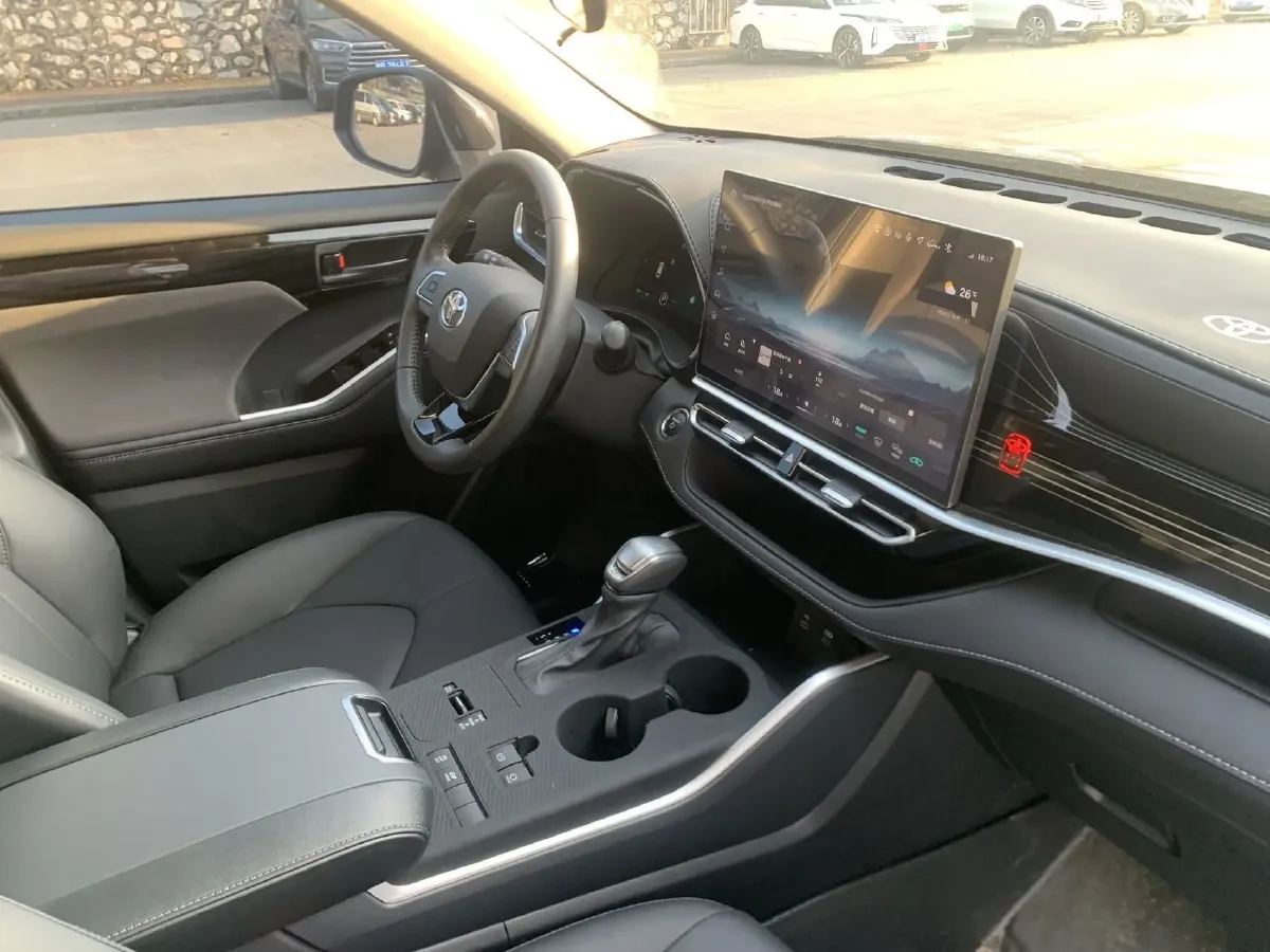 2026 Toyota Highlander 2.5L 189HP L4 E-CVT Hybrid,autocango,china used car exporter,china ev exporter,chinese used car exporter,chinese used ev exporter