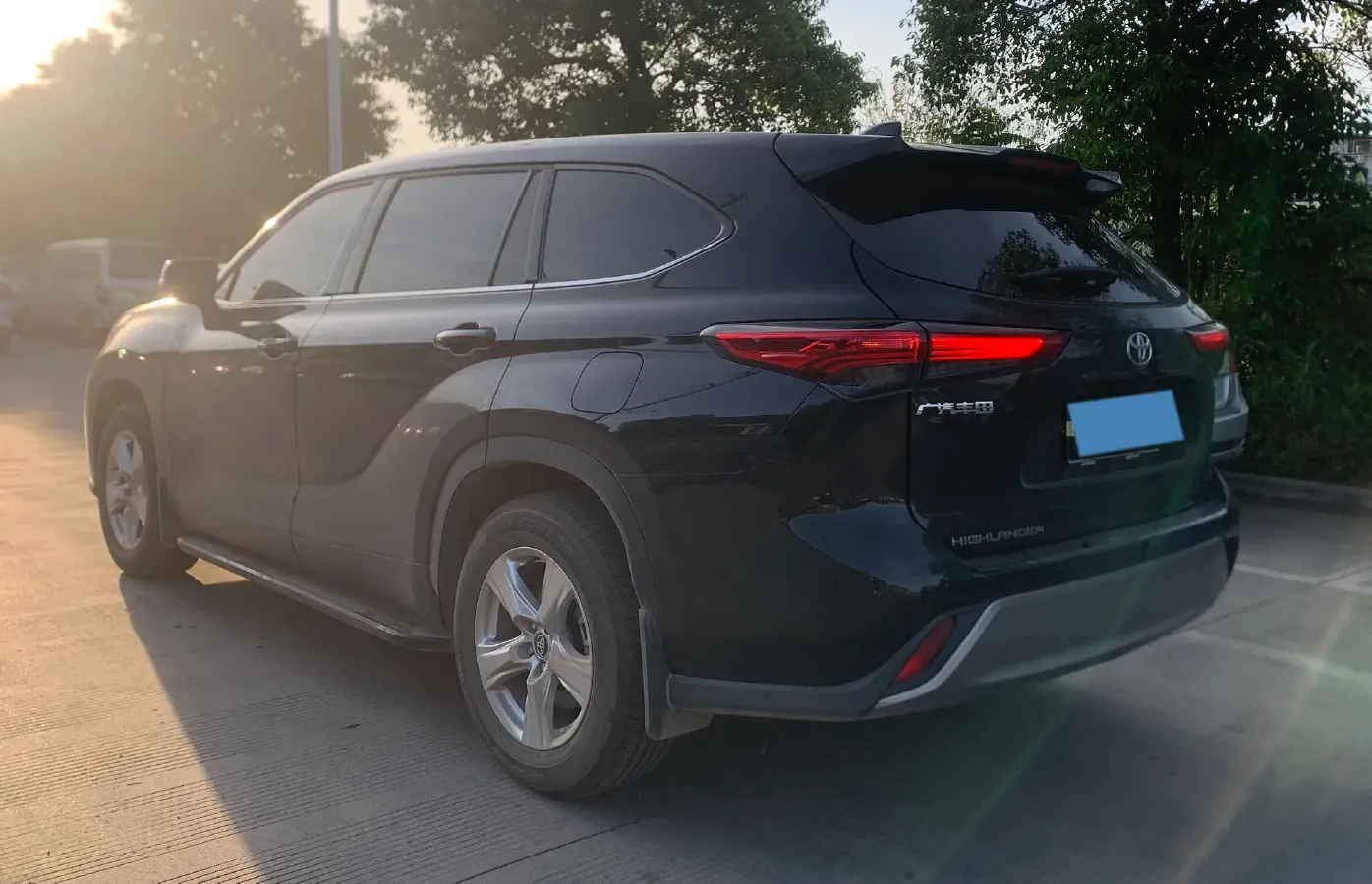 2026 Toyota Highlander 2.5L 189HP L4 E-CVT Hybrid,autocango,china used car exporter,china ev exporter,chinese used car exporter,chinese used ev exporter