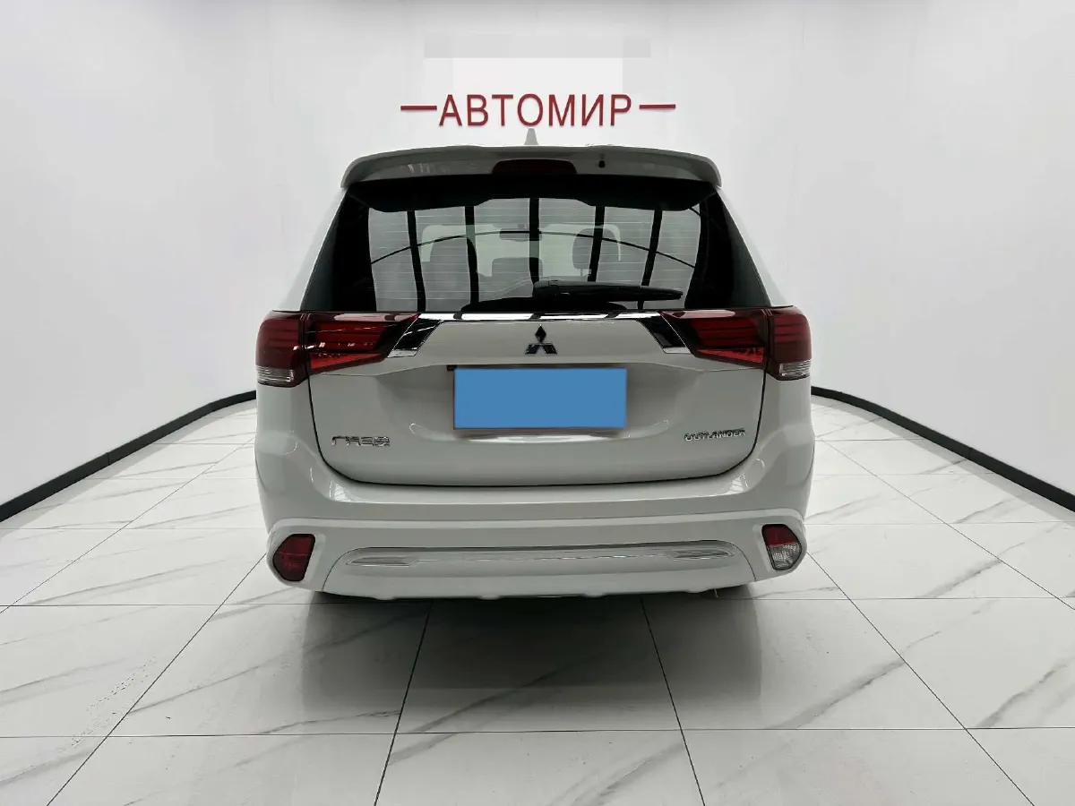 2020 Mitsubishi Outlander 2.0L 166HP L4 CVT,autocango,china used car exporter,china ev exporter,chinese used car exporter,chinese used ev exporter
