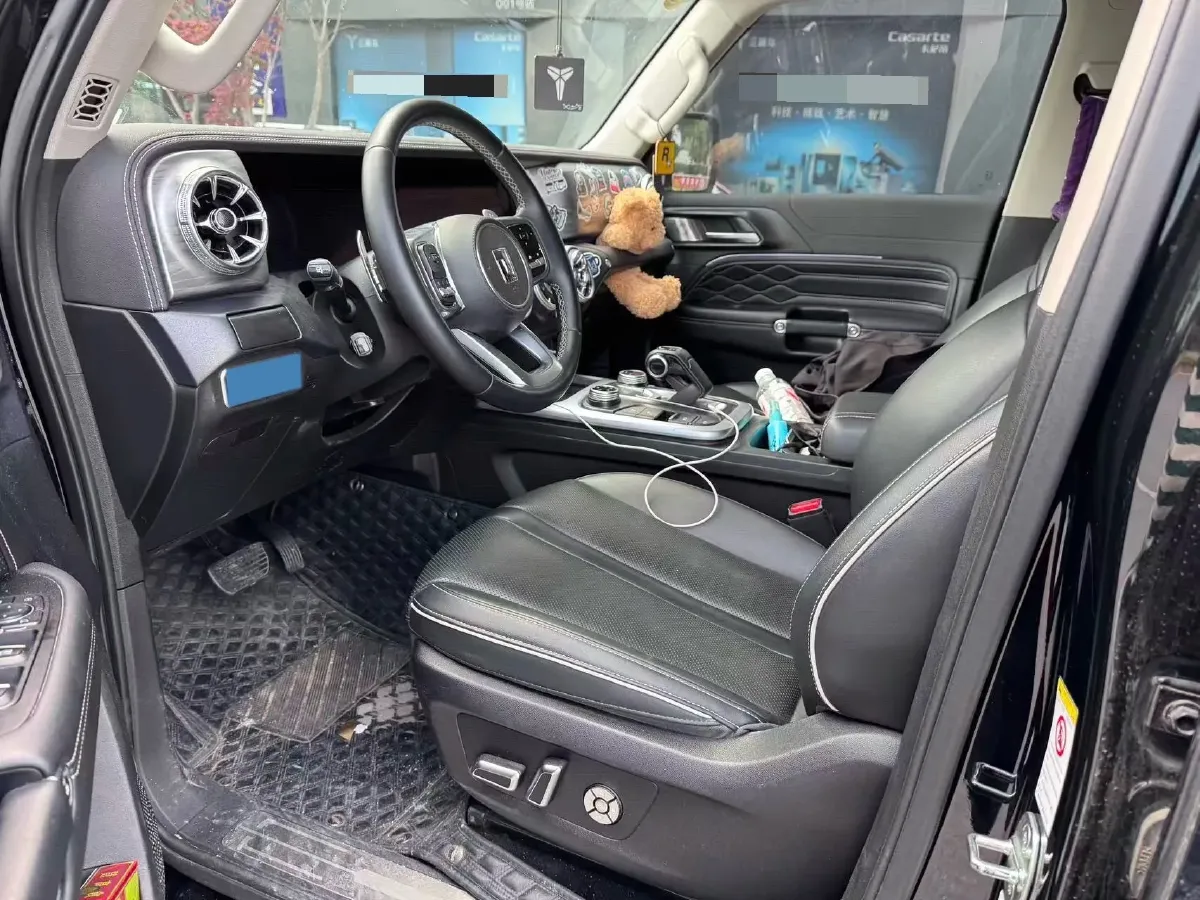 2023 Tank 300 2.0T 227HP L4 8AT,autocango,china used car exporter,china ev exporter,chinese used car exporter,chinese used ev exporter