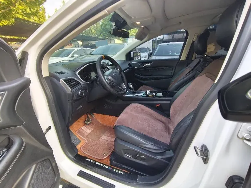 2018 Ford Edge 2.0T 245HP L4 6AT,autocango,china used car exporter,china ev exporter,chinese used car exporter,chinese used ev exporter