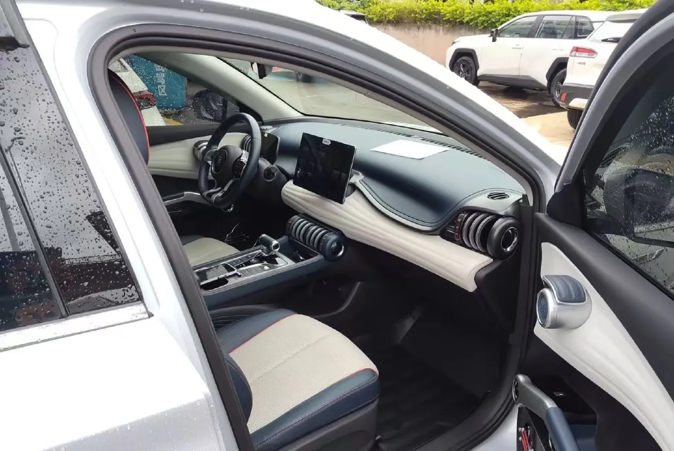 2022 Foton Grand General G7 2.0T 238HP L4 8AT,autocango,china used car exporter,china ev exporter,chinese used car exporter,chinese used ev exporter