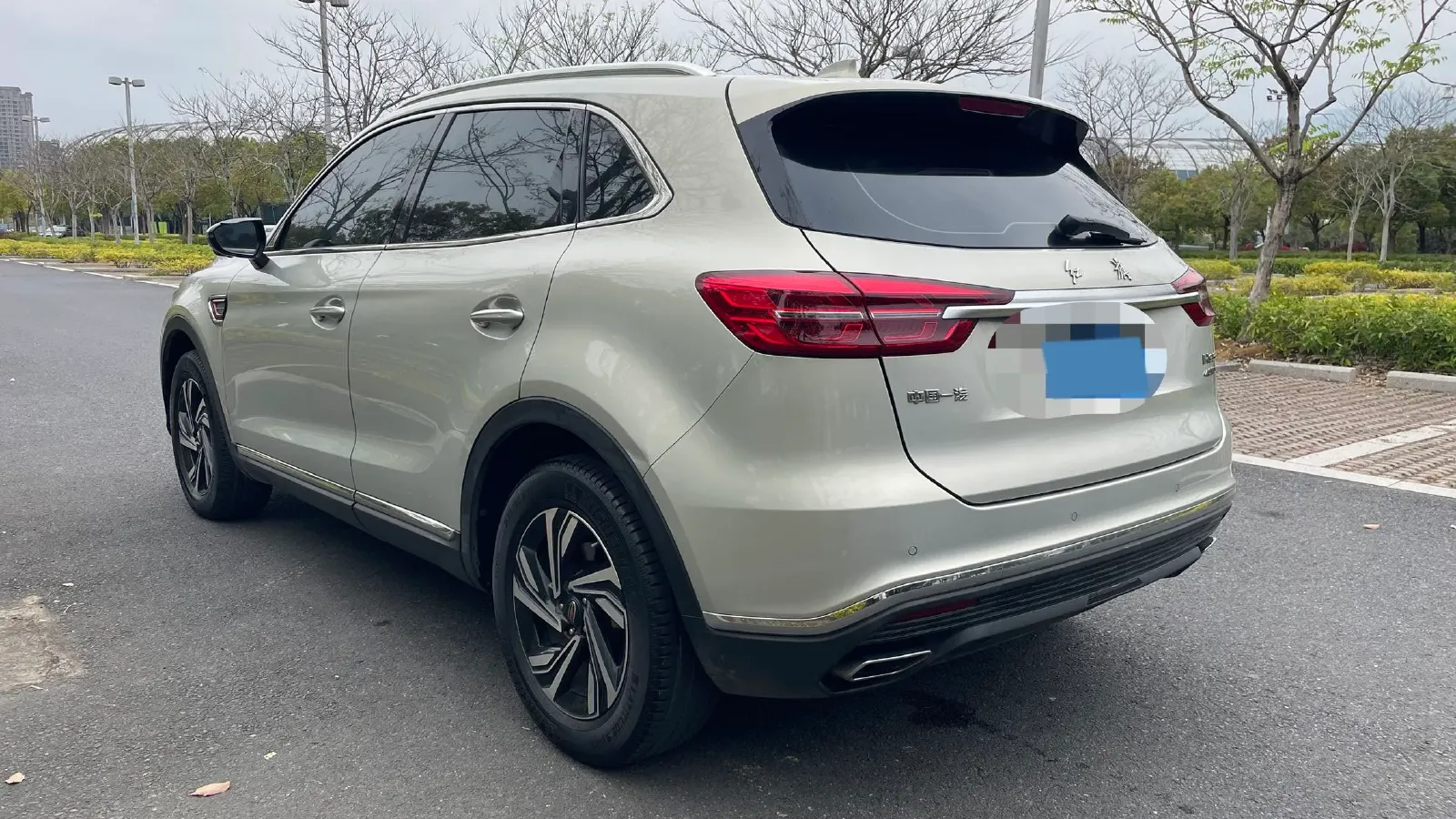 2022 HongQi HS5 2.0T 224HP L4 6AT,autocango,china used car exporter,china ev exporter,chinese used car exporter,chinese used ev exporter