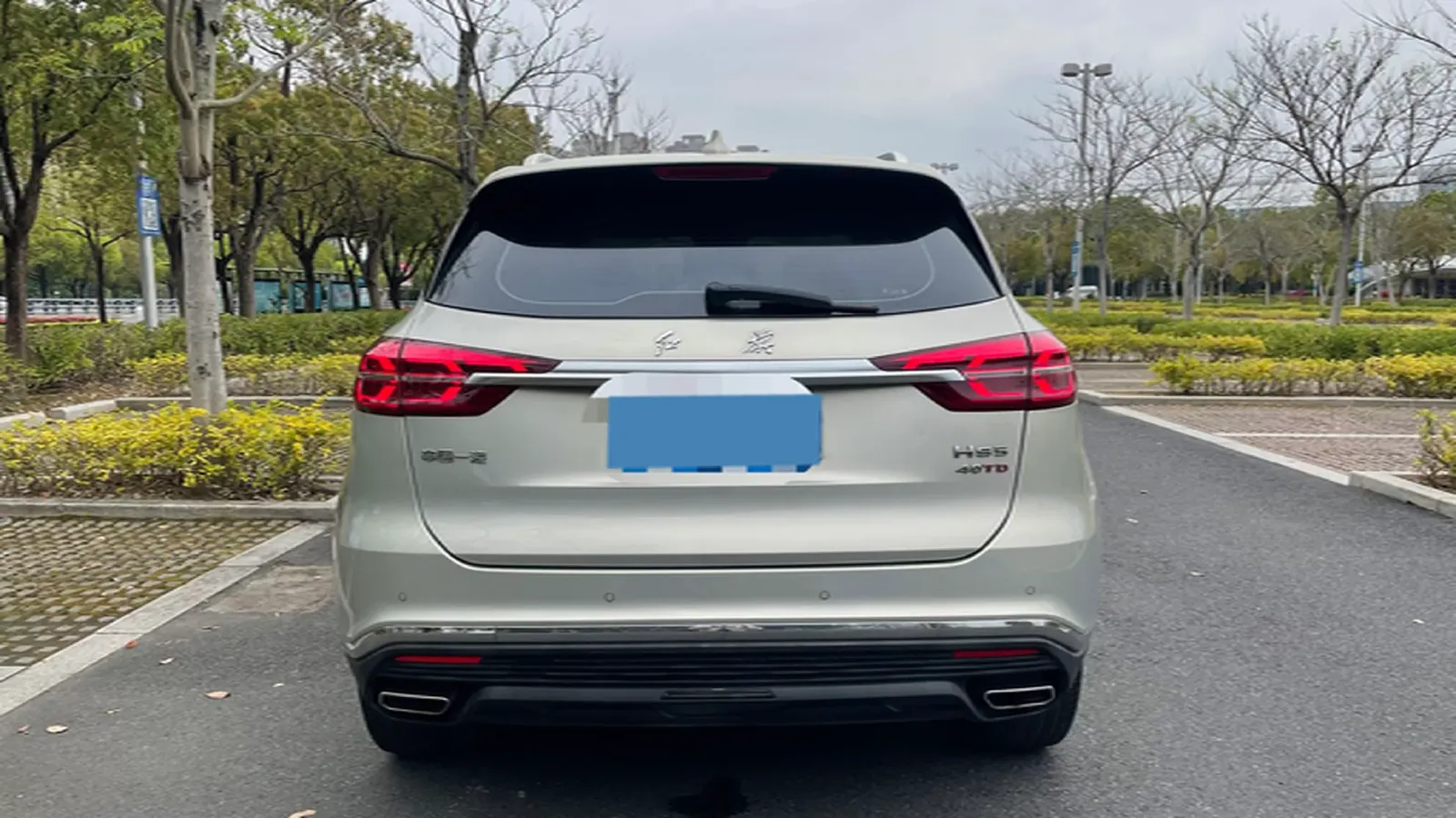 2022 HongQi HS5 2.0T 224HP L4 6AT,autocango,china used car exporter,china ev exporter,chinese used car exporter,chinese used ev exporter