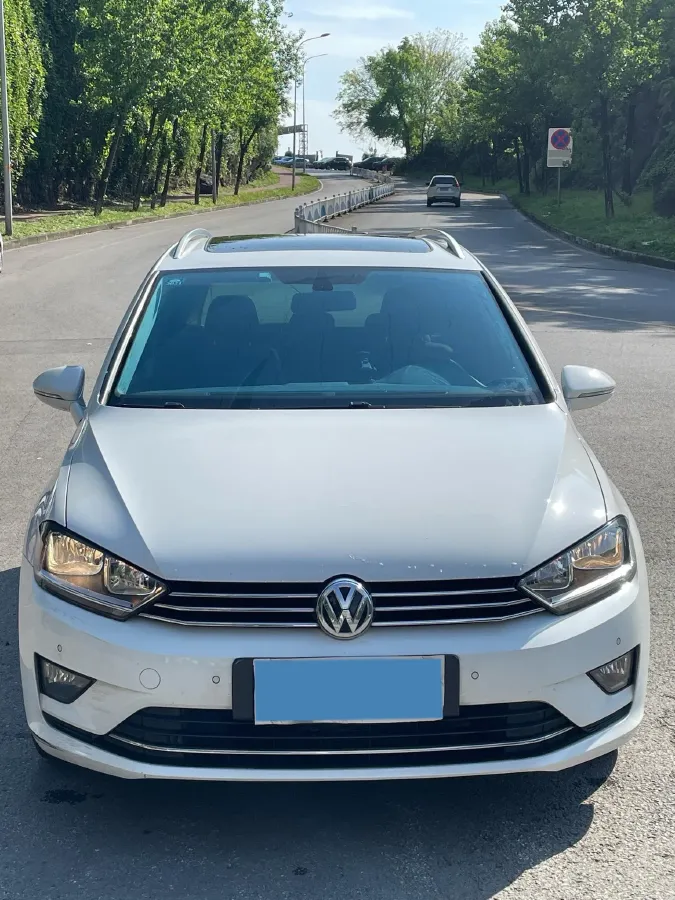 2018 Volkswagen Golf Sportsvan 1.4T 131HP L4 7DCT,autocango,china used car exporter,china ev exporter,chinese used car exporter,chinese used ev exporter