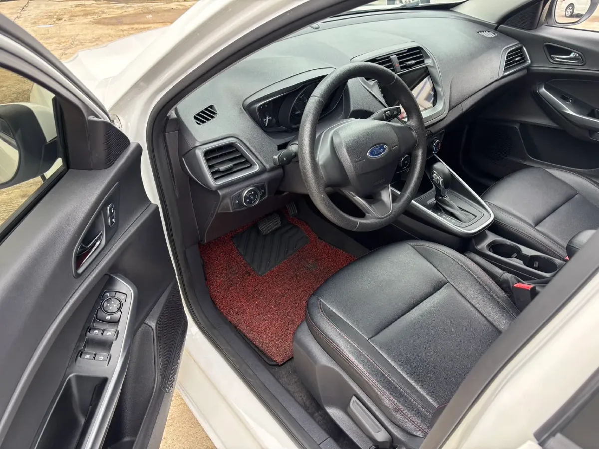 2019 Ford Escort 1.5L 122HP L3 6AT,autocango,china used car exporter,china ev exporter,chinese used car exporter,chinese used ev exporter