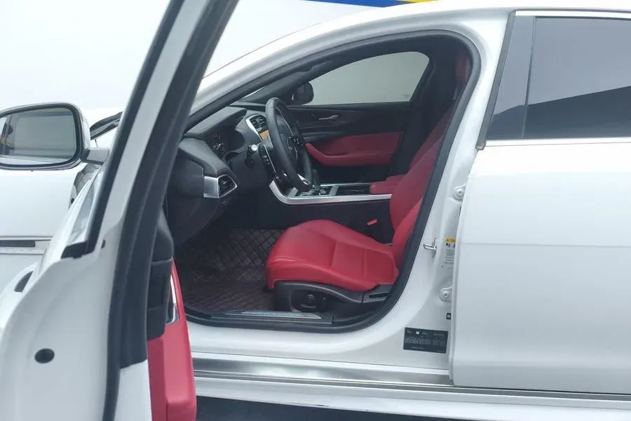 2020 Jaguar XEL 2.0T 200HP L4 8AT,autocango,china used car exporter,china ev exporter,chinese used car exporter,chinese used ev exporter