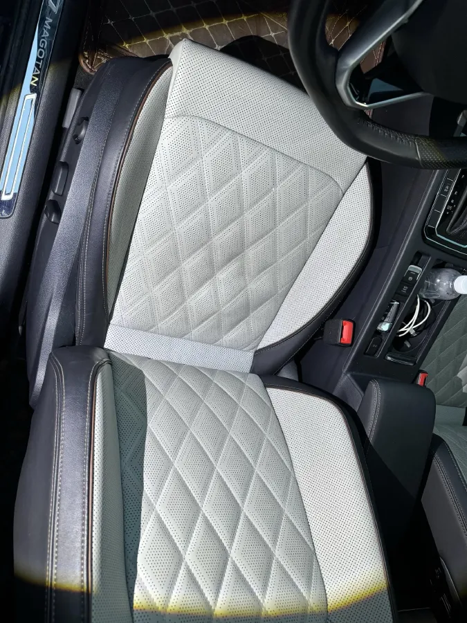 2023 Volkswagen Magotan 2.0T 186HP L4 7DCT,autocango,china used car exporter,china ev exporter,chinese used car exporter,chinese used ev exporter
