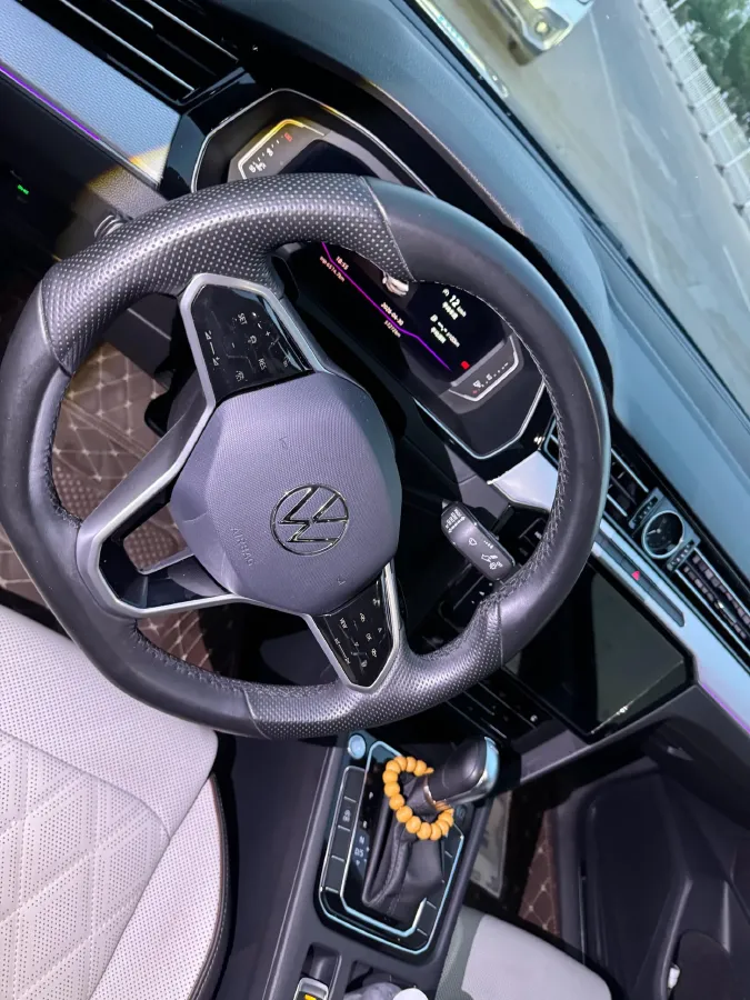 2023 Volkswagen Magotan 2.0T 186HP L4 7DCT,autocango,china used car exporter,china ev exporter,chinese used car exporter,chinese used ev exporter