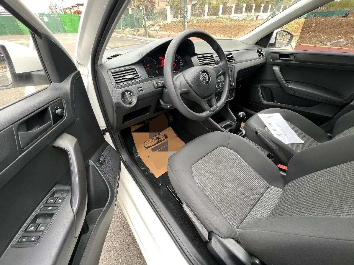 2016 Volkswagen Santana 1.6L 110HP L4 5MT,autocango,china used car exporter,china ev exporter,chinese used car exporter,chinese used ev exporter