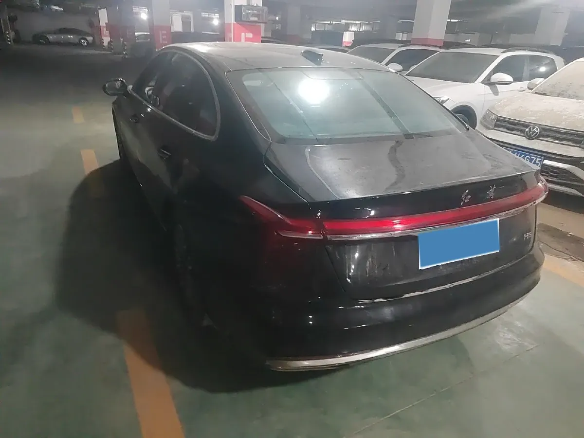 2022 HongQi H5 1.5T 169HP L4 7DCT,autocango,china used car exporter,china ev exporter,chinese used car exporter,chinese used ev exporter